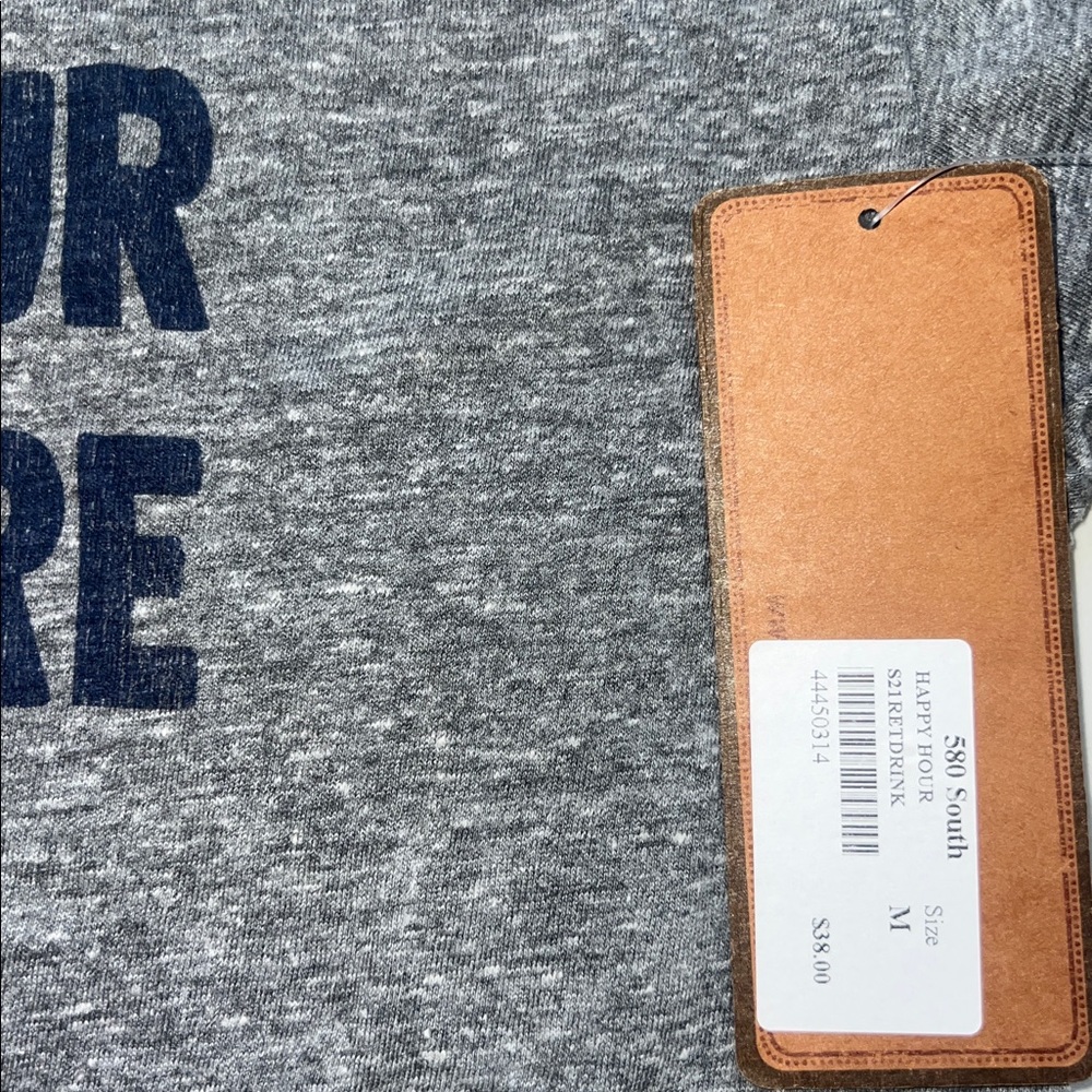 NWT The Original Retro Light Gray “It’s Happy Hour Somewhere” Crew Neck T Size M - Picture 3 of 6
